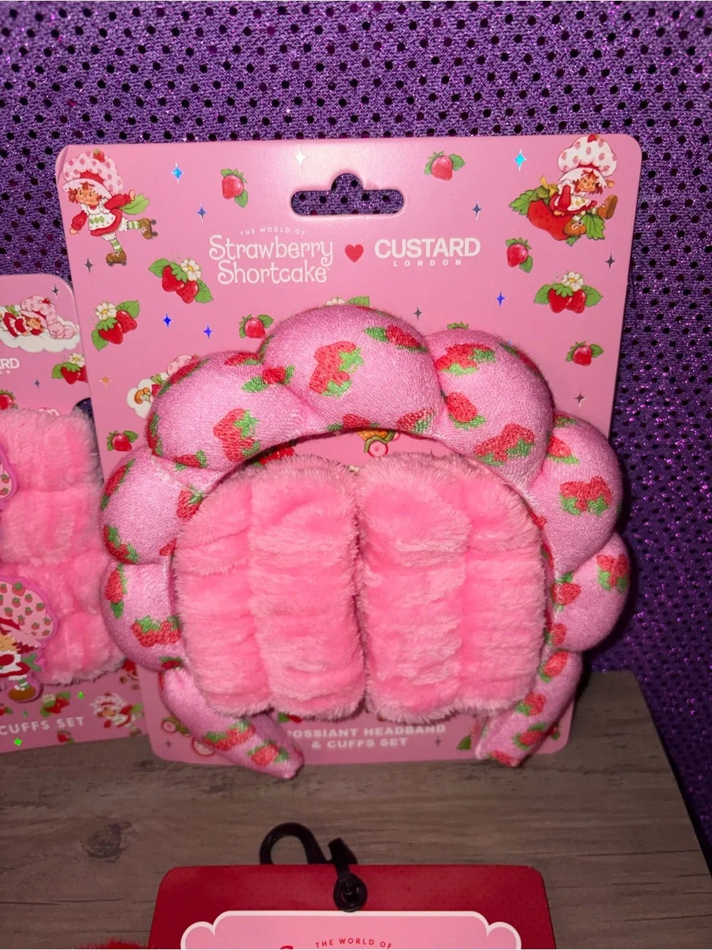Strawberry Shortcake Bundle Kawaii Spa Gift Set Socks Shower Cap Accessories - Picture 3 of 8